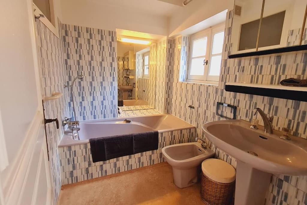 Bouchardine - Centre - Parking Gratuit - Hospices Hotel Beaune  Luaran gambar